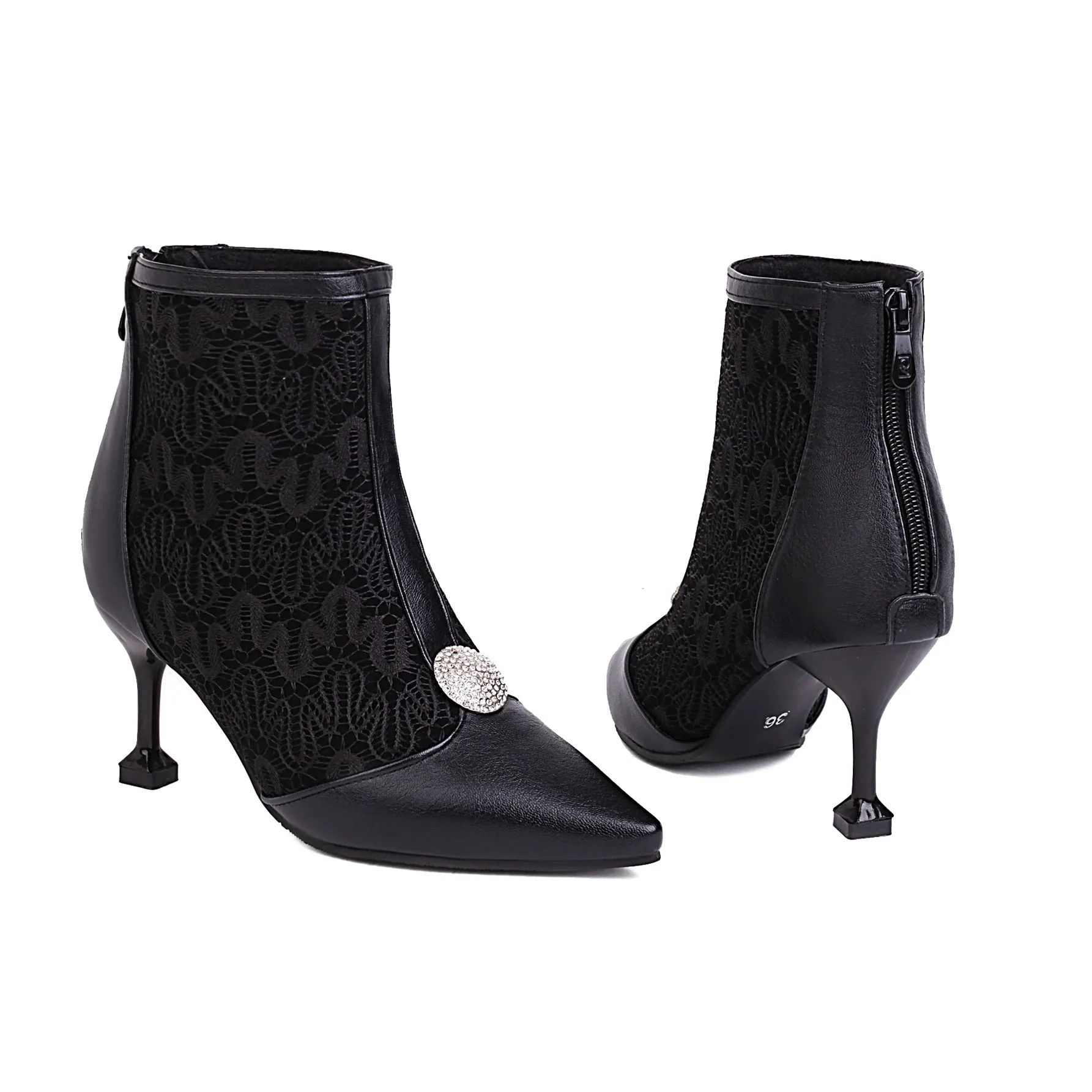 Bigsizeheels Pointed-toe Classy Ankle Boots - Black